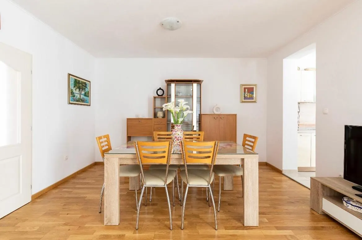 Apartman Mak Kastela Apartment