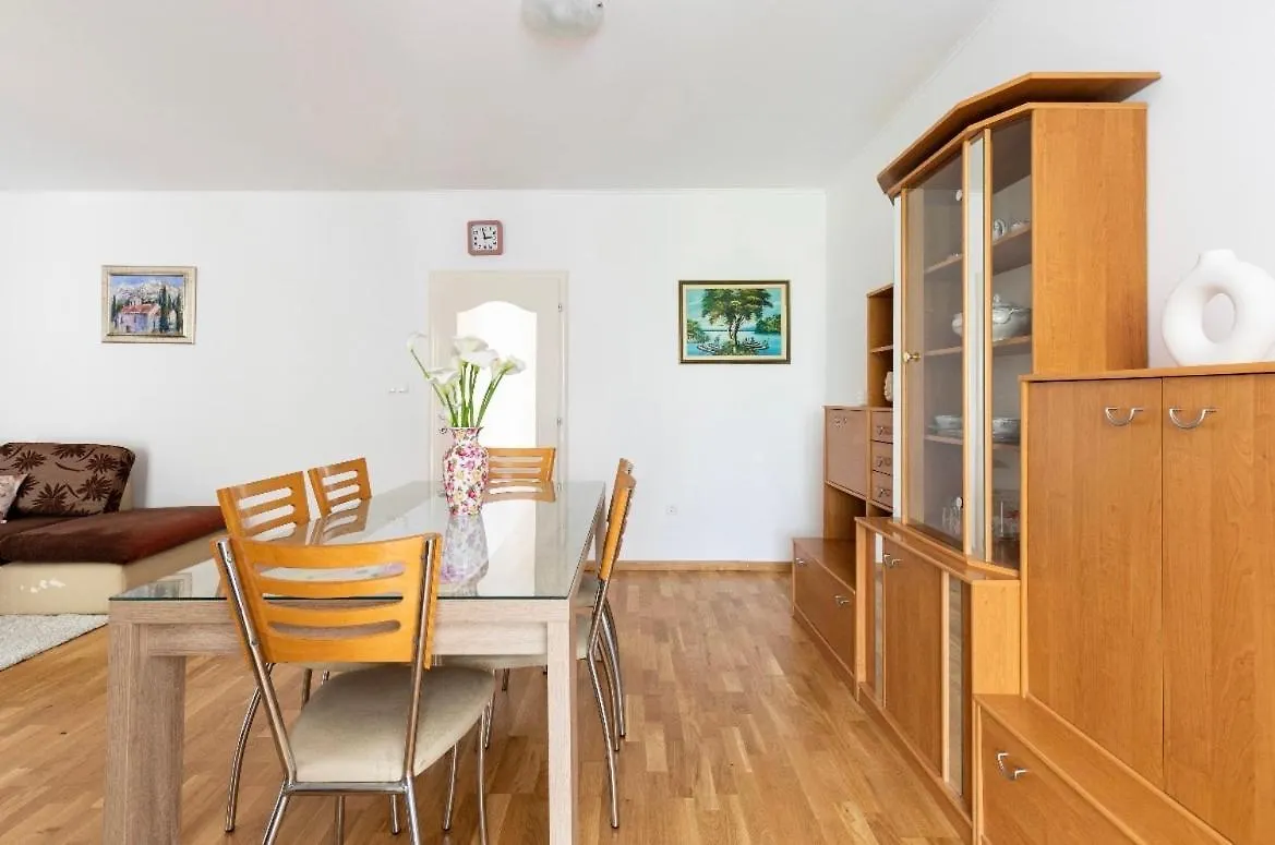 Apartman Mak Kastela Apartment